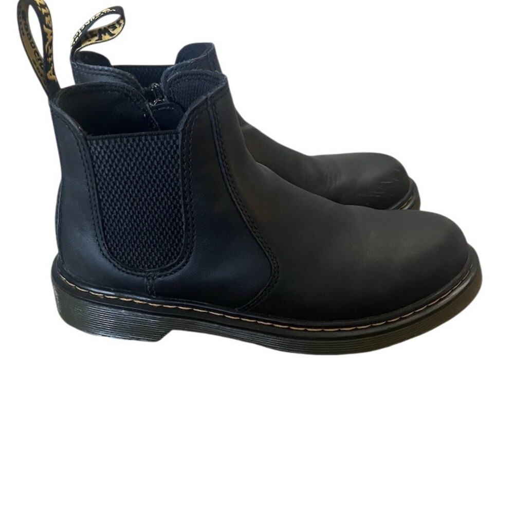 Dr. Martens Chelsea Ankle Boots Womens Black Side Zip Pull Tabs AirWair